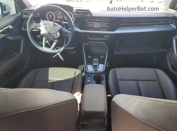 WAUHUDGY8SA067952 2025 AUDI A3 White Widok deski rozdzielczej