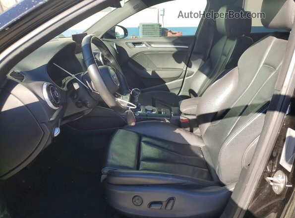 WAUJ8GFF5H1007997 2017 AUDI A3 Черный Вид салона спереди