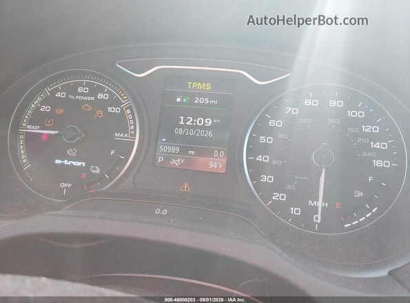 WAUTPBFF0JA095510 2018 AUDI A3 White Հետևի նստատեղերի տեսք