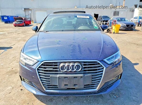 WAUTPBFF3HA055710 2017 AUDI A3 Blue Դիմացի տեսք