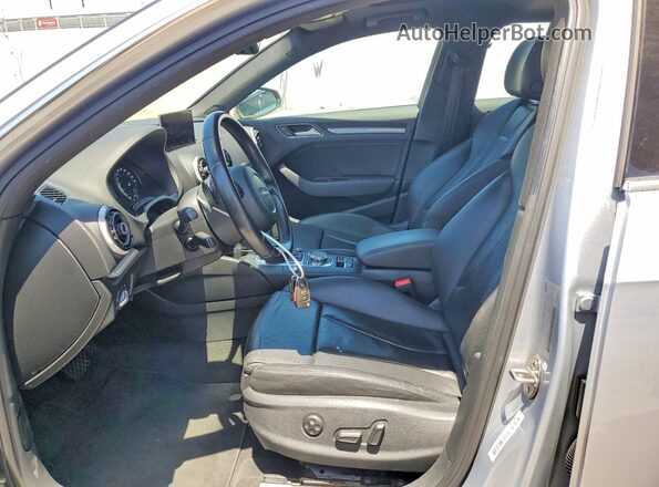 WAUTPBFF9GA090069 2016 AUDI A3 Silver Vista interior delantera