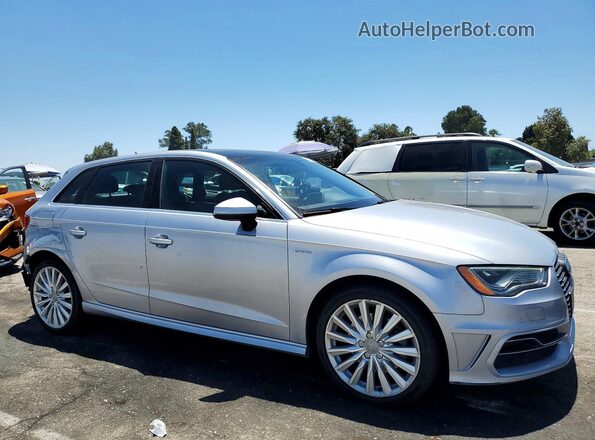 WAUTPBFF9GA090069 2016 AUDI A3 Silver Delantero derecho