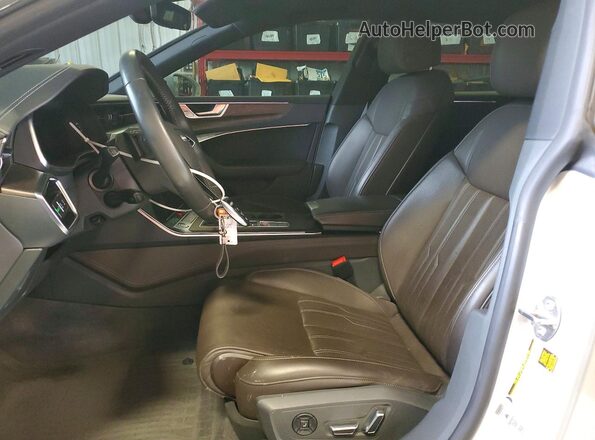 WAUV2AF2XKN100107 2019 AUDI A7 White Вид салону спереду