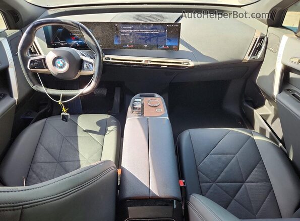 WB523CF03PCL61722 2023 BMW IX Black Առջևի վահանակի տեսք