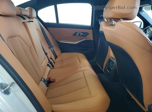 WBA13LA09TFW58894 2026 BMW 3 SERIES White Rear seats view