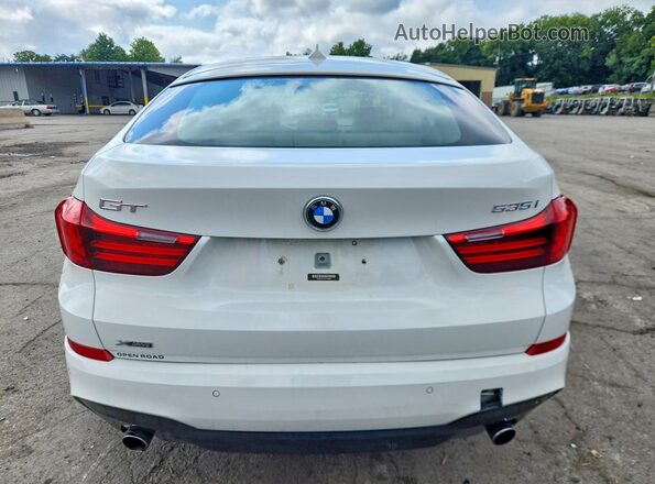 WBA5M4C51HD186898 2017 BMW 5 SERIES White Հետևի տեսք