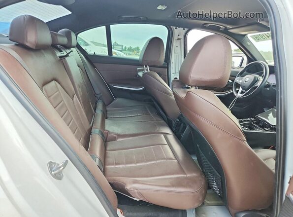 WBA5R1C5XKAJ99884 2019 BMW 3 SERIES White Rear seats view