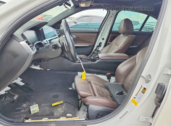 WBA5R1C5XKAJ99884 2019 BMW 3 SERIES White Front interior view