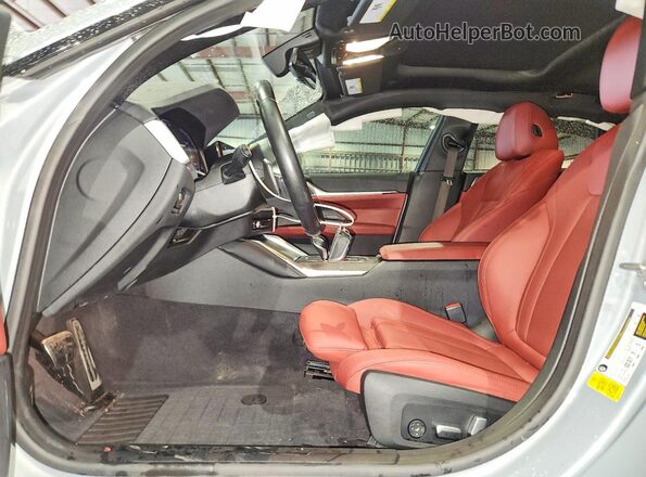 WBA63AV00PFP61616 2023 BMW 4 SERIES Серебряный Вид салона спереди