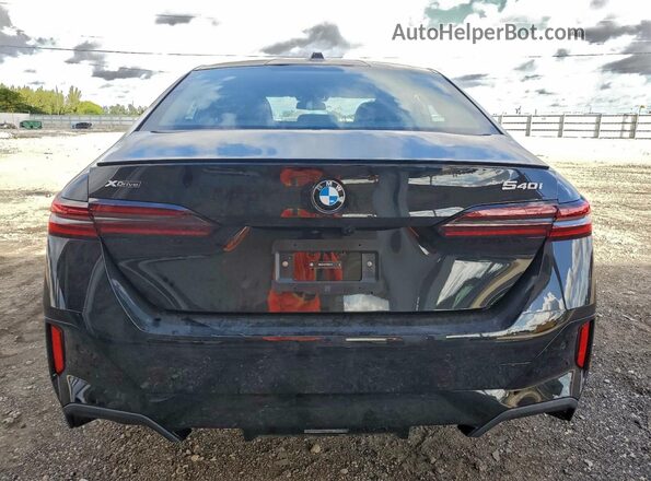 WBA63FJ02TCW64108 2026 BMW 5 SERIES Black Հետևի տեսք