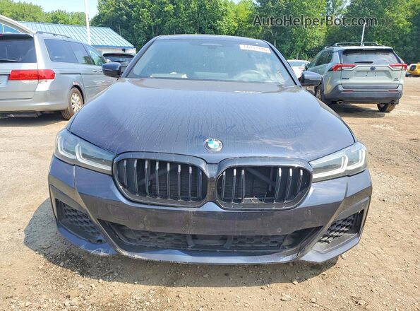 WBA73BJ03NWX68735 2022 BMW 5 SERIES Черный Вид спереди