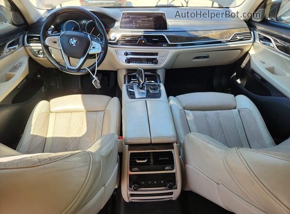 WBA7E2C51HG739395 2017 BMW 7 SERIES Charcoal Widok deski rozdzielczej