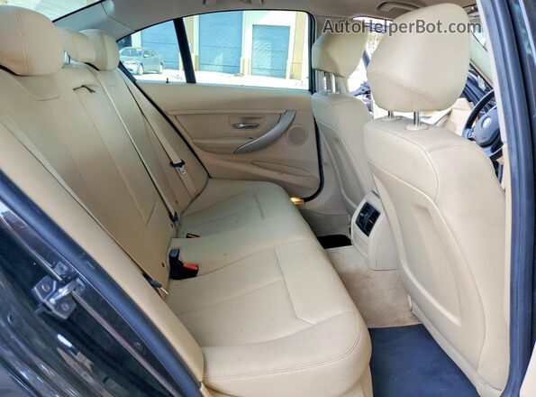 WBA8A9C55GK616624 2016 BMW 3 SERIES Black Widok tylnych siedzeń