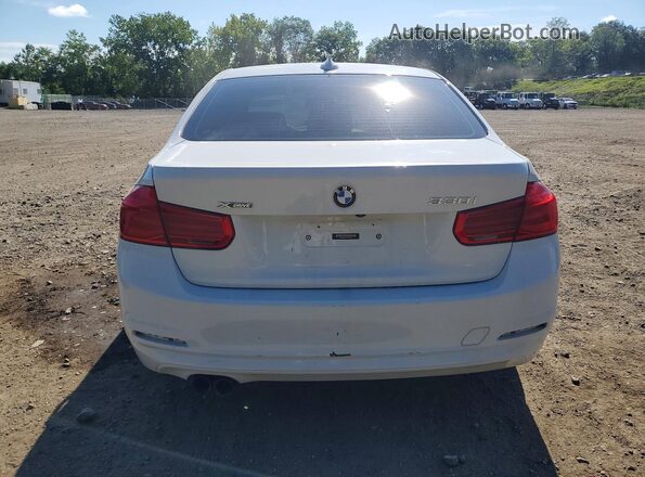 WBA8D9C50JEB35793 2018 BMW 3 SERIES White Widok z tyłu
