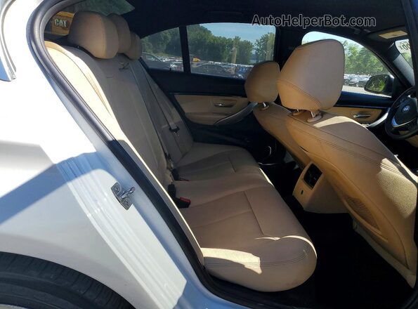 WBA8D9C50JEB35793 2018 BMW 3 SERIES White Widok tylnych siedzeń