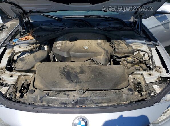 WBA8D9C5XJEM35063 2018 BMW 3 SERIES Серебряный Вид задней части салона