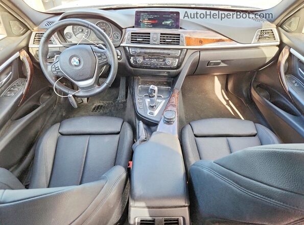 WBA8E1C39HA156962 2017 BMW 3 SERIES Blue Вид панелі приладів