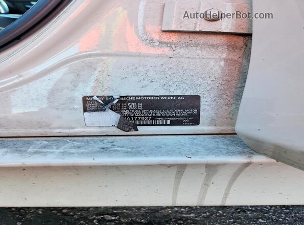 WBA8E1C53JA177927 2018 BMW 3 SERIES White Вид підкапотного простору