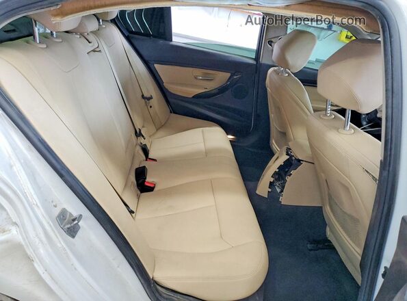WBA8E5G59JNU45891 2018 BMW 3 SERIES Белый Вид задних сидений