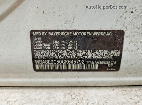 WBA8E9C50GK645792 2016 BMW 3 SERIES White ძრავის განყოფილების ხედი