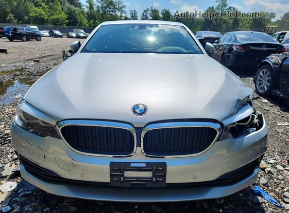 WBAJA7C52KG912637 2019 BMW 5 SERIES Silver Vista frontal