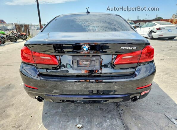 WBAJA9C56JB250505 2018 BMW 5 SERIES Black Вид ззаду