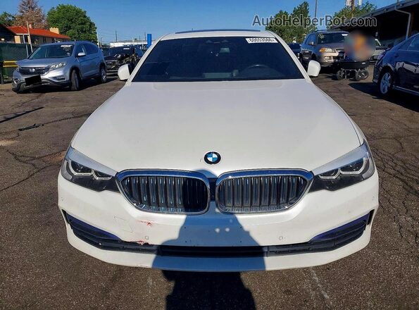 WBAJB1C59KB375580 2019 BMW 5 SERIES Белый Вид спереди