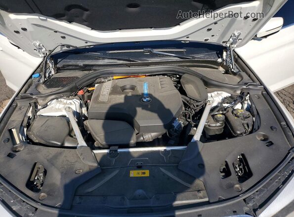 WBAJB1C59KB375580 2019 BMW 5 SERIES Белый Вид задней части салона