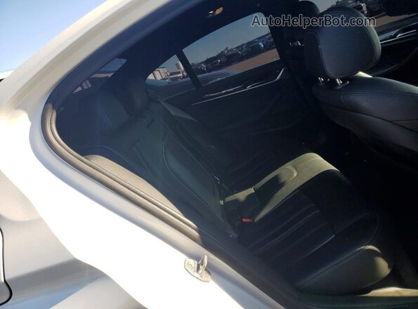 WBAJB1C59KB375580 2019 BMW 5 SERIES Белый Вид задних сидений