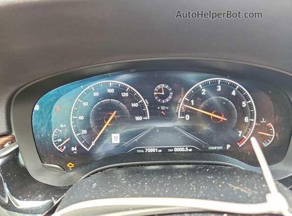 WBAJE7C50KWW25971 2019 BMW 5 SERIES Gray Instrument cluster view