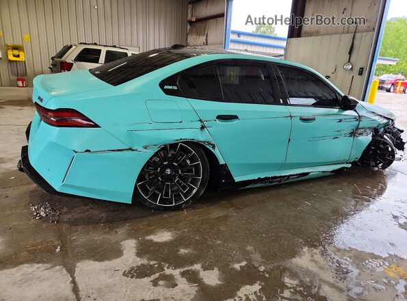 WBS83FK02SCU40077 2025 BMW M5 Turquoise Tył prawy