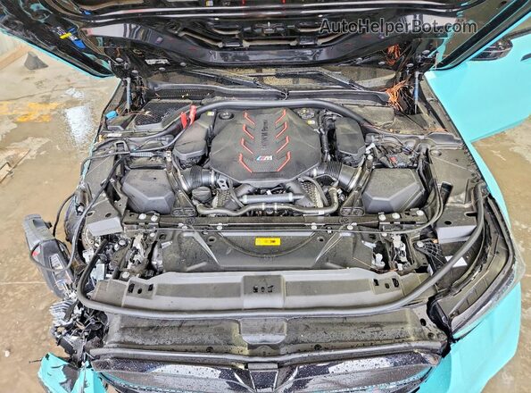 WBS83FK02SCU40077 2025 BMW M5 Turquoise Widok wnętrza z tyłu