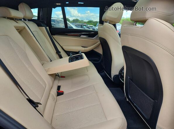 WBX57DP01RN311079 2024 BMW X3 Black Widok wnętrza z tyłu