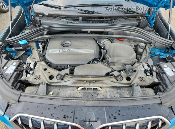 WBX73EF00S5140956 2025 BMW X1 Blue ძრავის განყოფილების ხედი
