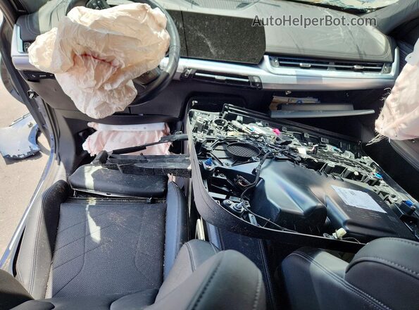 WBX73EF06P5V94510 2023 BMW X1 Blue Vista del salpicadero