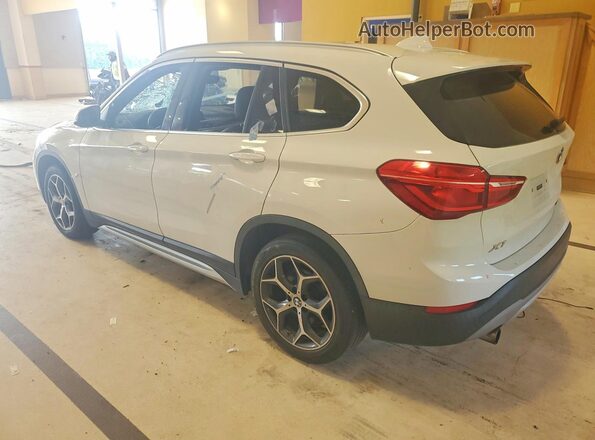 WBXHT3C30J5L27121 2018 BMW X1 White უკანა მარცხენა
