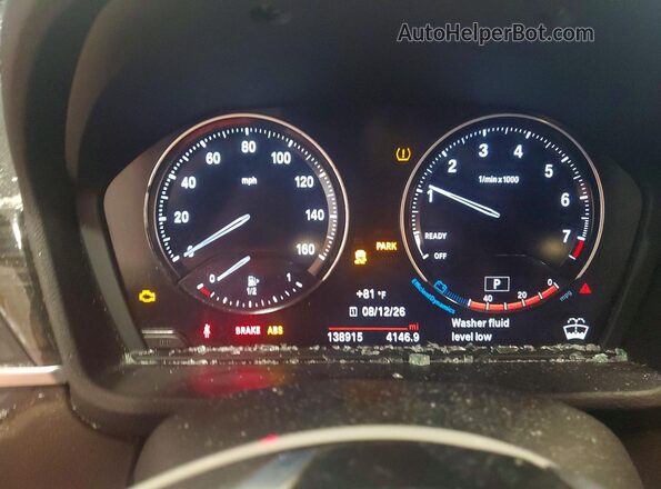 WBXHT3C30J5L27121 2018 BMW X1 White ხელსაწყოთა პანელის ხედი
