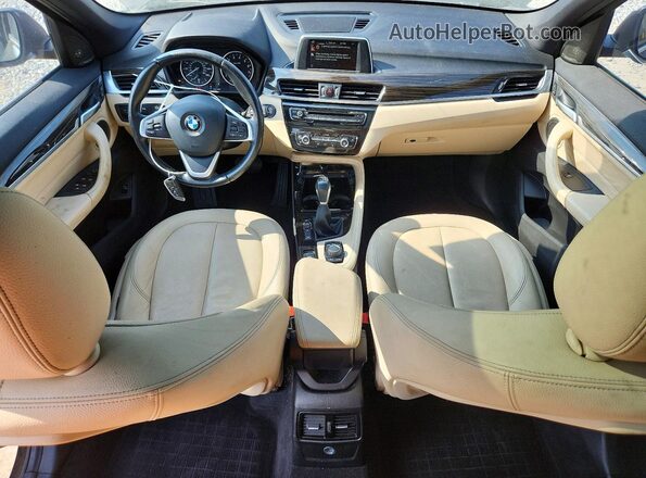 WBXHT3C31G5F64115 2016 BMW X1 Черный Вид панели приборов