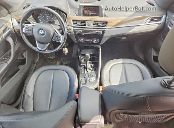 WBXHT3C31GP880843 2016 BMW X1 Gray Вид панелі приладів