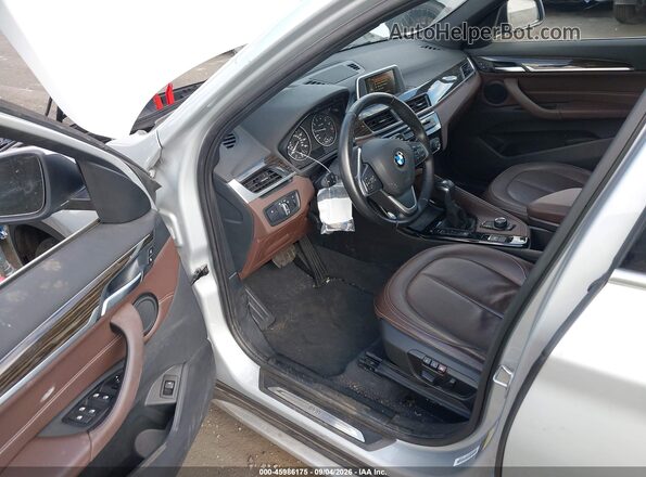 WBXHT3C33G5F65699 2016 BMW X1 Silver 