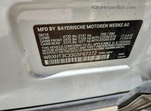 WBXHT3C33G5F67372 2016 BMW X1 White Engine compartment view