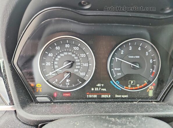 WBXHT3C38H5F81981 2017 BMW X1 Gray Instrument cluster view
