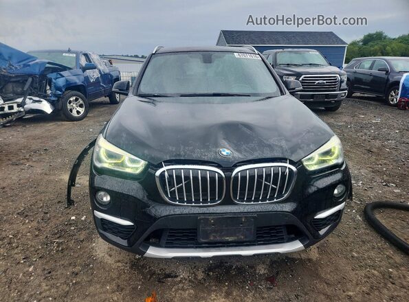 WBXHT3C3XGP881165 2016 BMW X1 Black Widok z przodu