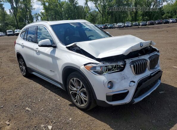 WBXHT3Z35H4A65557 2017 BMW X1 White წინა მარჯვენა