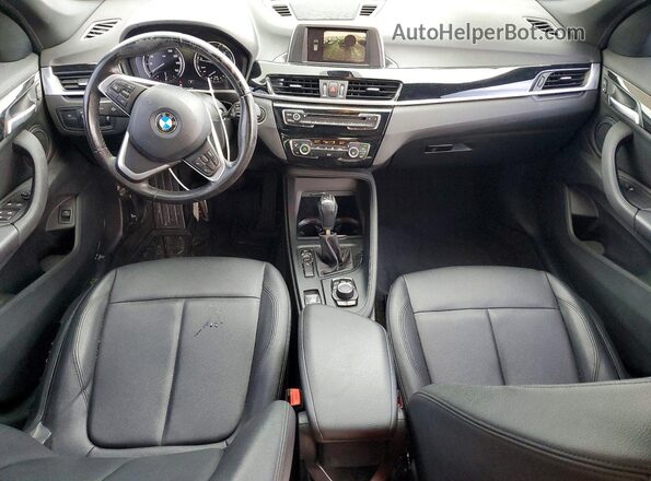 WBXHU7C32J5L05853 2018 BMW X1 Black Dashboard view