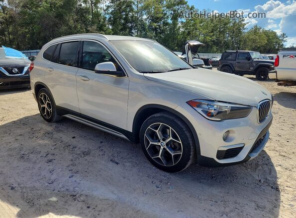 WBXHU7C52K3H45072 2019 BMW X1 White Առջևի աջ