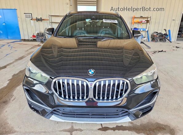 WBXJG7C0XM5S59806 2021 BMW X1 Black Դիմացի տեսք