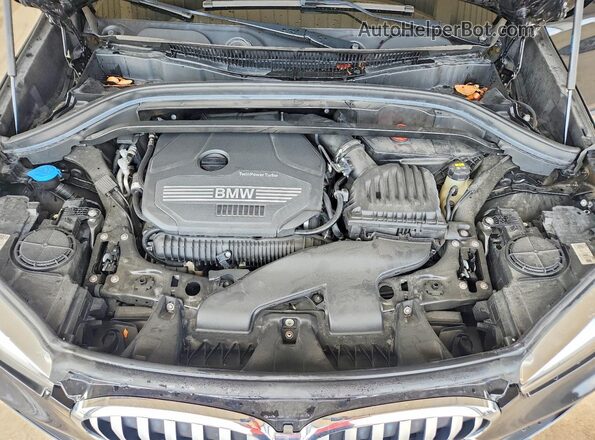 WBXJG7C0XM5S59806 2021 BMW X1 Black Շարժիչի բաժամունքի տեսք