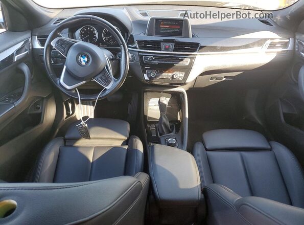 WBXYJ3C39JEJ84837 2018 BMW X2 Gray Առջևի վահանակի տեսք