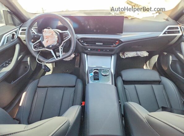 WBY23HD06SFV63366 2025 BMW I4 Белый Вид панели приборов